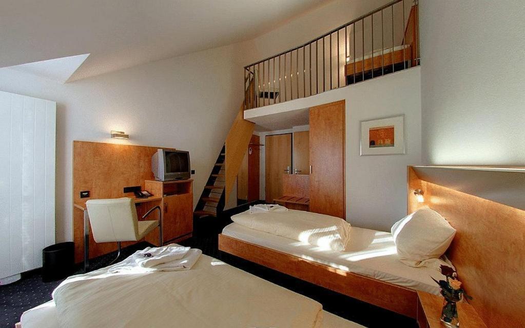 Hotel Gasthof Gross Bergkirchen  Εξωτερικό φωτογραφία