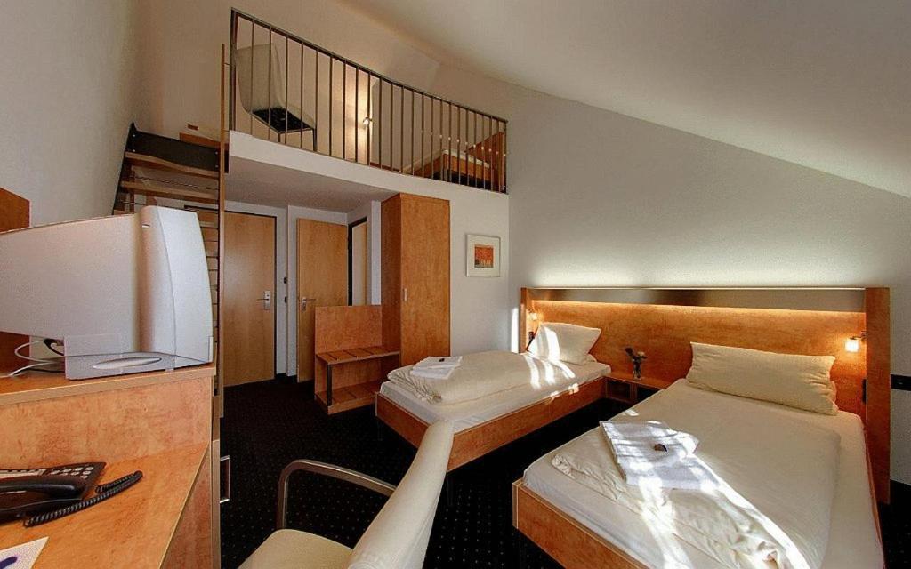 Hotel Gasthof Gross Bergkirchen  Δωμάτιο φωτογραφία